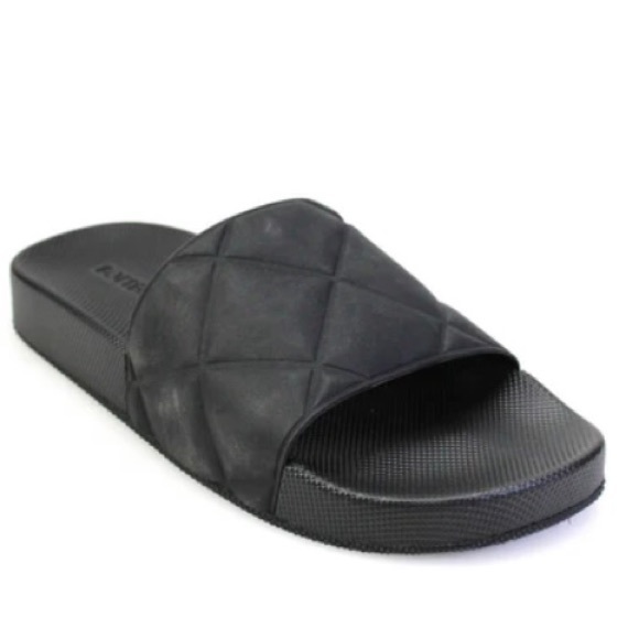 Cape Robbin Black slide sandals size 8 - Picture 2 of 5